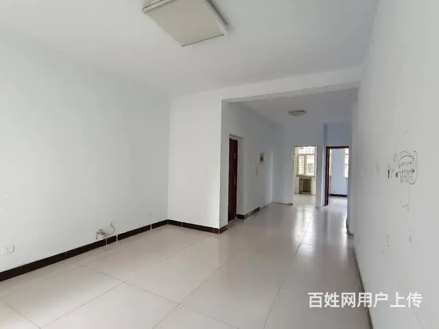 马路街立德   本部 南北通透3居室 带小房 老证能贷款 - 图片 1
