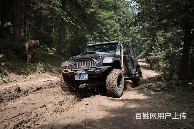 龙泉驿区汽车道路救援，龙泉驿区换备胎，搭电，拖车 - 图片 4