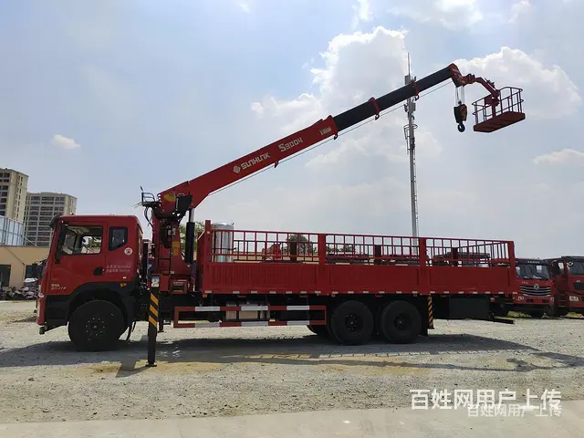 华神T5后八轮12-14吨直臂随车吊 哪里买便宜 - 图片 1