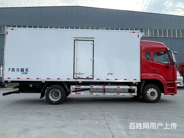 重汽豪沃6米8海鲜冻品冷藏车可以拉多少吨冻货 - 图片 3
