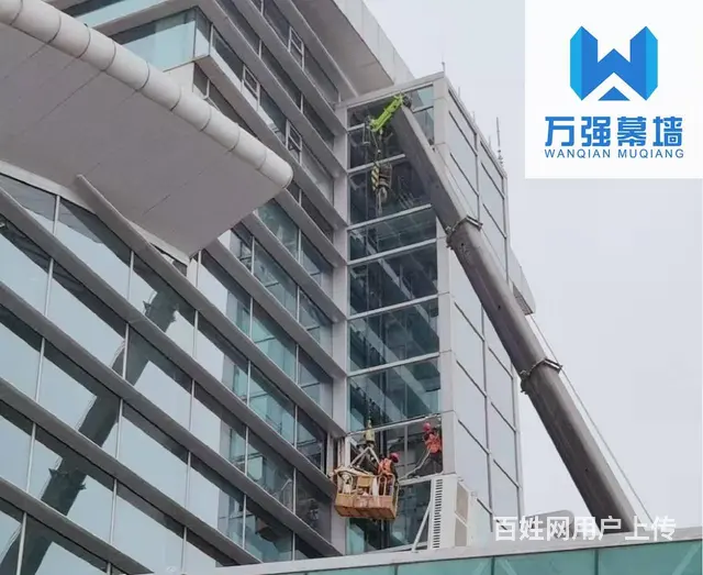 万强幕墙顺利完成成都大厦玻璃幕墙拆除更换安装工程 - 图片 1