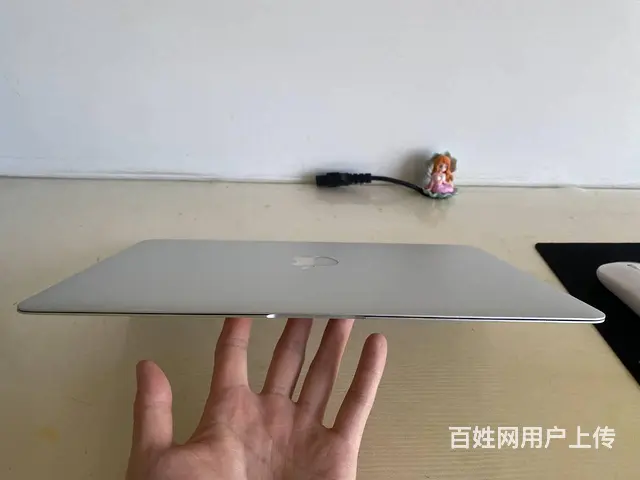 可送货 95新苹果AIR超轻薄刀锋版笔记本 i5 - 图片 5