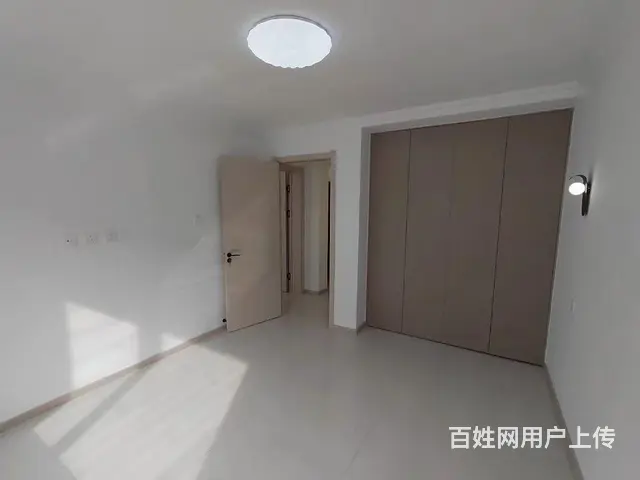 新抚路四道街三楼南北俩阳台 赠送大露台70平 可贷款 - 图片 3