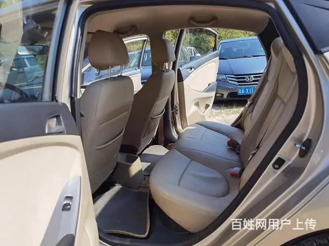 现代 瑞纳 2014款 1.4 手动 TOP 顶级型 - 图片 7