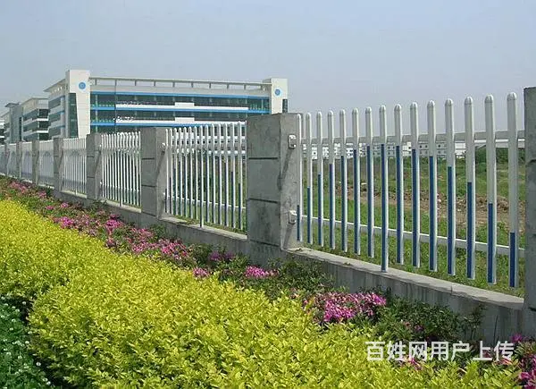 公园防护栏杆 实心钢焊接围墙护栏 - 图片 3