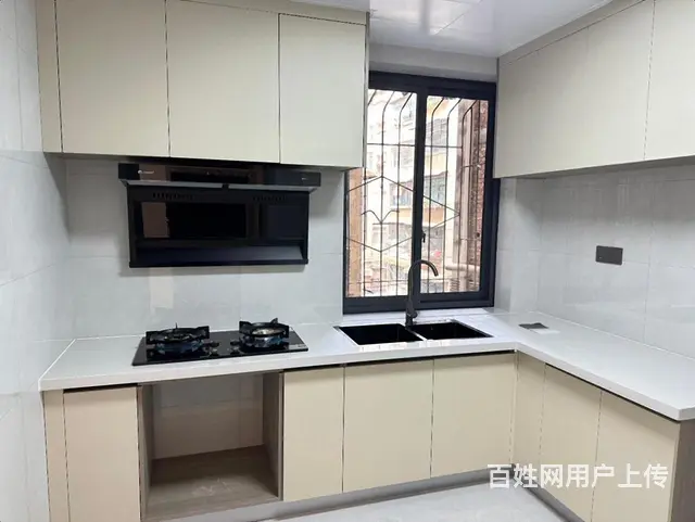 洪南路旁边 98平方三室两厅一卫 新装修未入住 临街位置好 - 图片 9