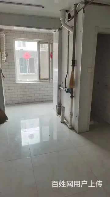 昆山中路旺地门市出租没有兑费: - 图片 3