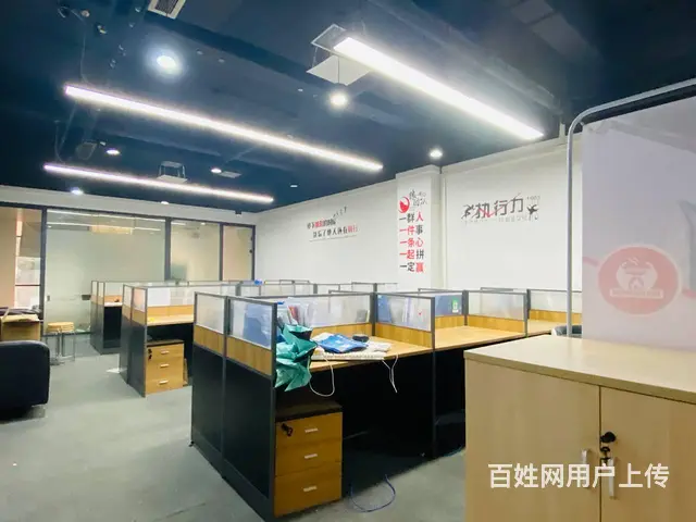 西湖区地铁口精装大面积办公室出租 带隔间 地铁口 非中介 - 图片 1