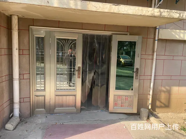 出售精装一楼车库两间 - 图片 1