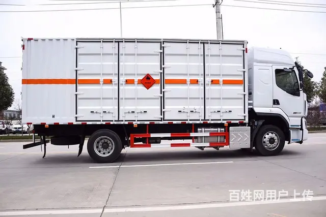 厂家直销柳汽6.8米爆破厢式车 可出易燃易爆/杂项 - 图片 8