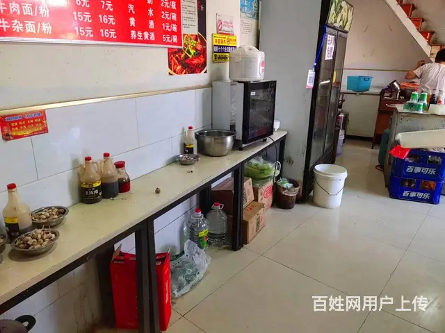 （猎铺网免费推荐）拉美步行街红绿灯路口50平面馆转让 - 图片 5