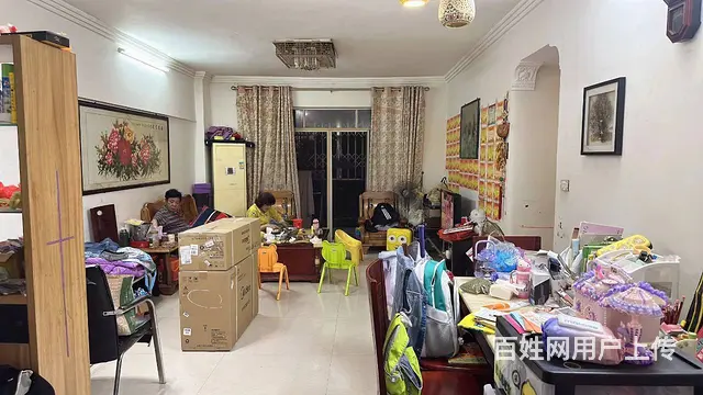 银山华庭 双卫格局 商业配套齐全 中间好楼层 小三房 - 图片 8