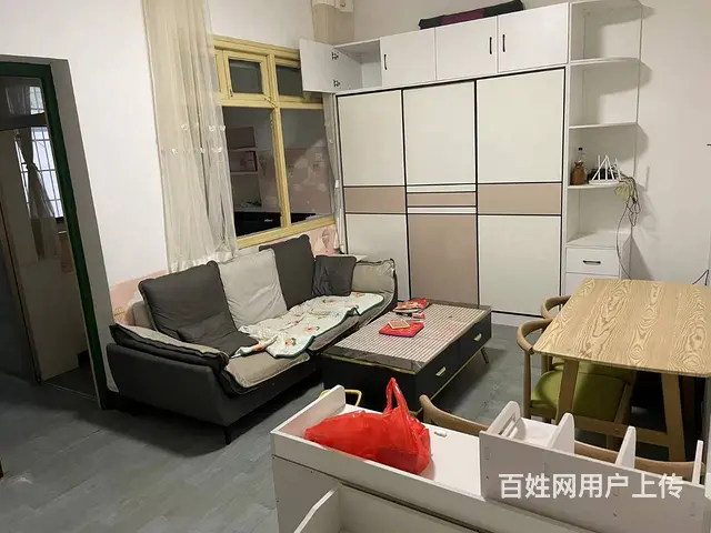 中山北路旺角星辰附近1室1厅简单装修家电齐全月租600 - 图片 1
