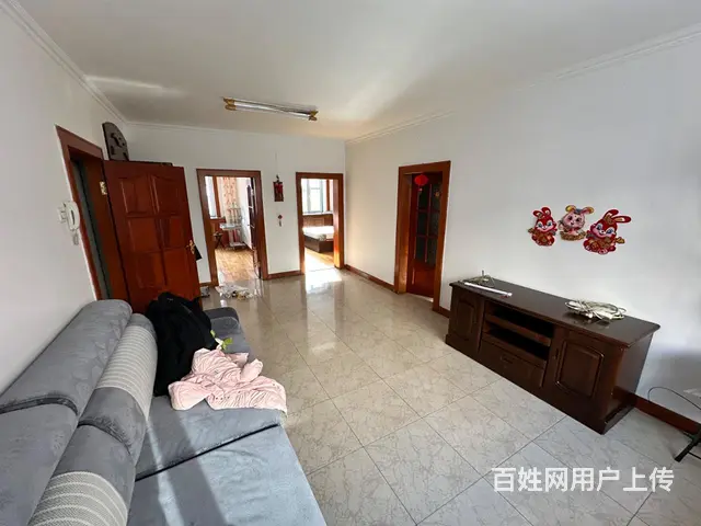 【搞定了！】新鹤B区二楼出租非中介 - 图片 1
