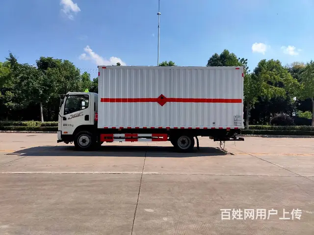 低价出售解放黄牌危险品运输车 可拉烟花炮竹 - 图片 3