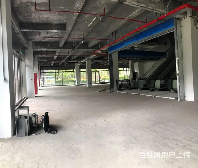 地铁口，有200至1000方，可做球馆。瑜伽。游戏室 - 图片 2