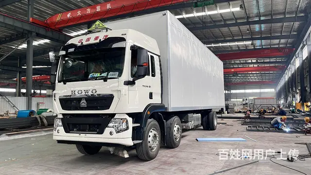 9.8米豪沃三轴雷管炸药厢式运输车厂家订制价格 - 图片 2