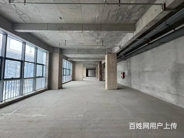 B18560一沙区克西街十字路口旁大厦二三楼出租（单层130 - 图片 2