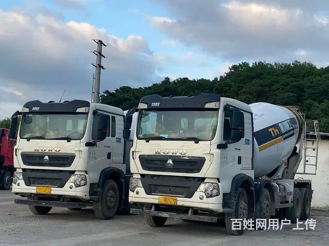 低价出售20年5月唐鸿上装12方豪沃搅拌车价格优惠 - 图片 1
