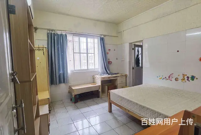 拱北关口花园大厦精装大公寓出租，租价1300，近关口。 - 图片 2