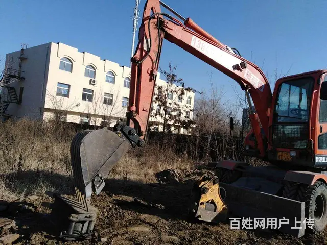 出租出卖新源胶轮钩机 - 图片 6