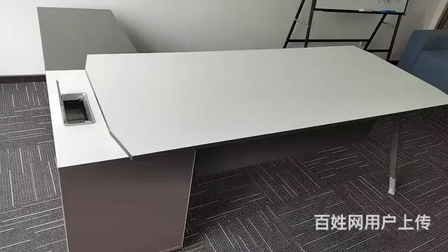 低价出售95成新茶台一套，博古架老板桌员工卡位 - 图片 5