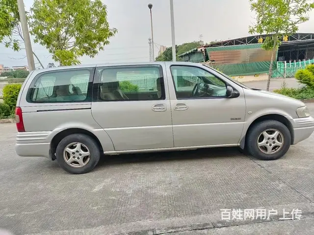 别克GL8 2004款 3.0 自动 LT 豪华版 - 图片 3