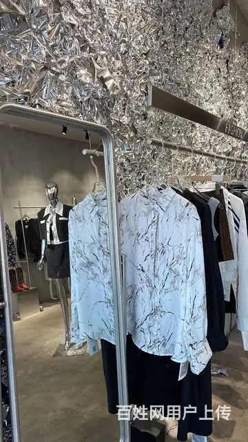 【精品服装店出租】火把广场附近67平旺铺转让，可直接上手经营 - 图片 10