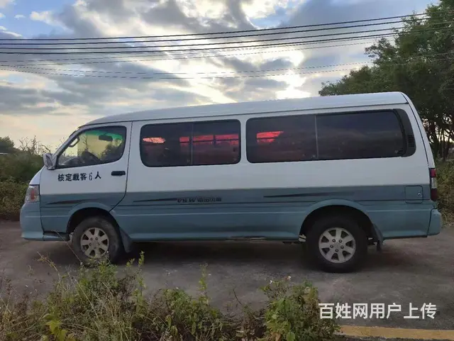 加长版超大金杯面包车 - 图片 2