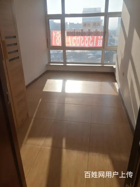 鸡冠区蓝湖湾步梯六楼 - 图片 8