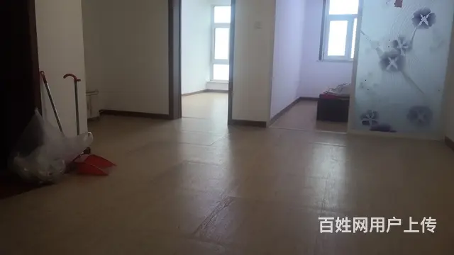 鸡冠区蓝湖湾步梯六楼 - 图片 2