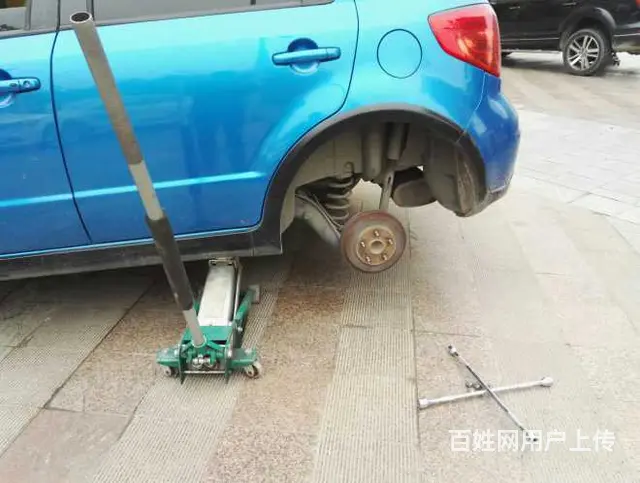 ⌛⌛东区汽车严重追尾了，附近快速拖车救援电话多少⌛ - 图片 1