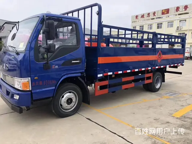 5米厢长大江淮黄牌气瓶运输仓栏车防爆车危险品厢式车 - 图片 1