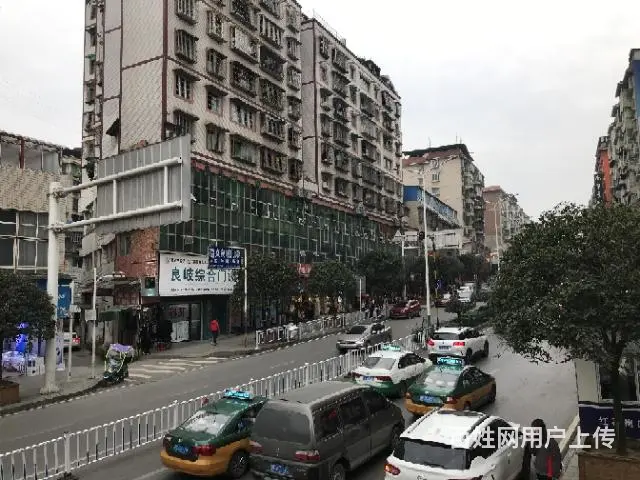 迎红商业正街整二层出租 - 图片 3