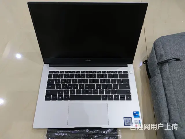 全新笔记本儿买了没有用，就开了一下机。 - 图片 1