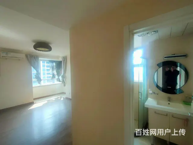中央公馆三居两卫，卧室两南一北，全天采光，视野开阔！ - 图片 8