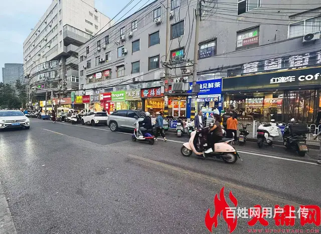 市中心富国街沿主街餐饮店对外转让 - 图片 5