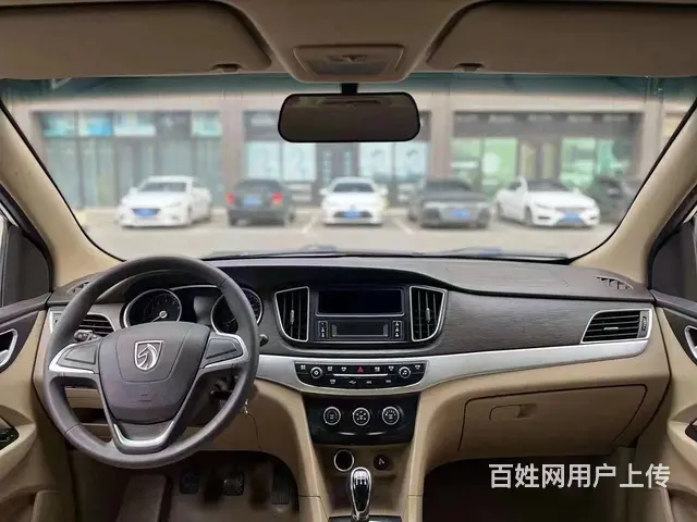 宝骏730 2017款 1.5T 手动 尊享型7座 - 图片 6