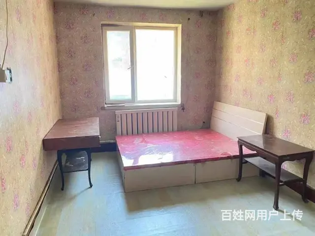 近中街恒隆广场，2楼 翠华小区550元/月押一付一包WiFI - 图片 4