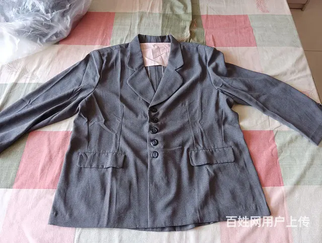 闲置休闲西服，轻薄宽 衣长73CM，腰围57CM - 图片 2