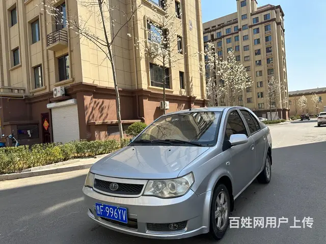 一汽 威志 2011款 威志-三厢 1.5 手动 标准型铝轮 - 图片 1