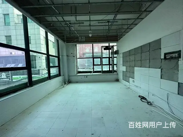 (旺铺猫)：兖州 银座商业步行街转角商铺房东直租 - 图片 5