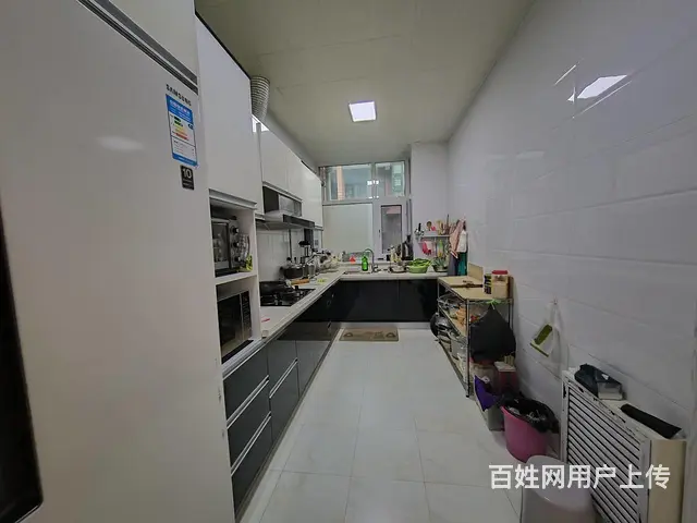 联排别墅 豪装5室3厅4卫2书房 160平院 有露台证过二 - 图片 12