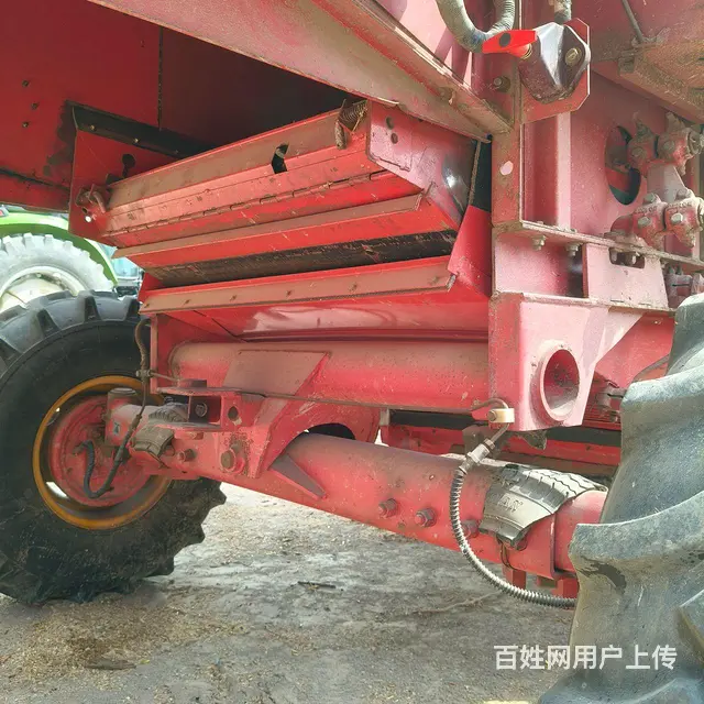 精品福田收割机 - 图片 3
