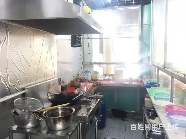 （51旺铺推荐）美兰区美苑路85平可外摆餐饮店转让 - 图片 6