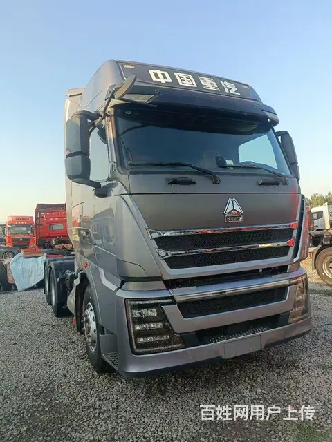 22年3月重汽豪沃HOWO T7H 手动挡带液缓车 - 图片 2