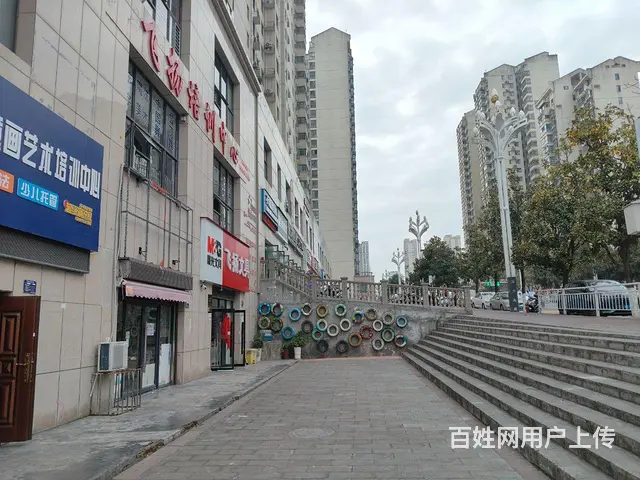 高新区现代城125平米临街门面出租 - 图片 1