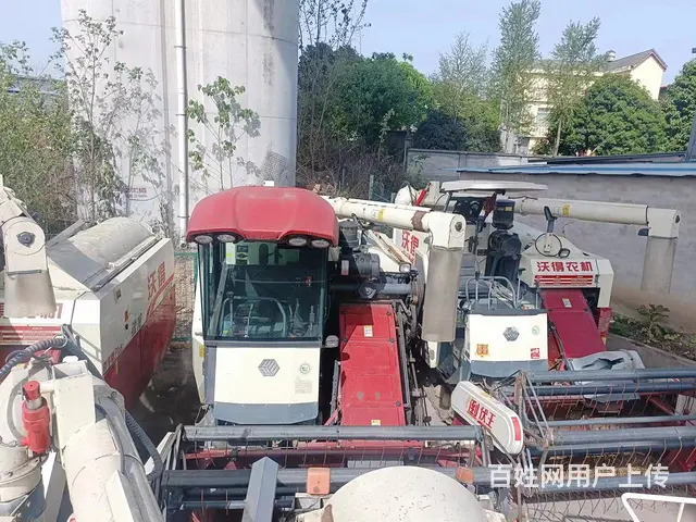 出售二手沃得收割机  125马力 - 图片 3