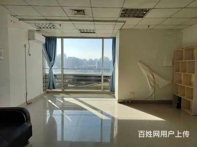 创业发家地 珠海新香洲 恒和中心 45㎡ 2500每月 - 图片 1