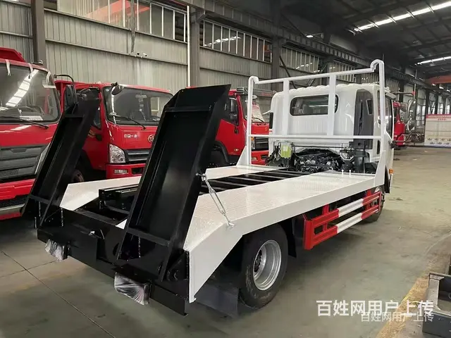 国六大运单桥蓝牌拖板车 挖机平板车 特价现车供应 - 图片 2